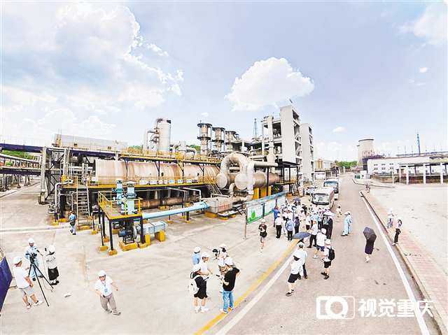 变废为宝 长寿化工“绿色化学反应”揭秘